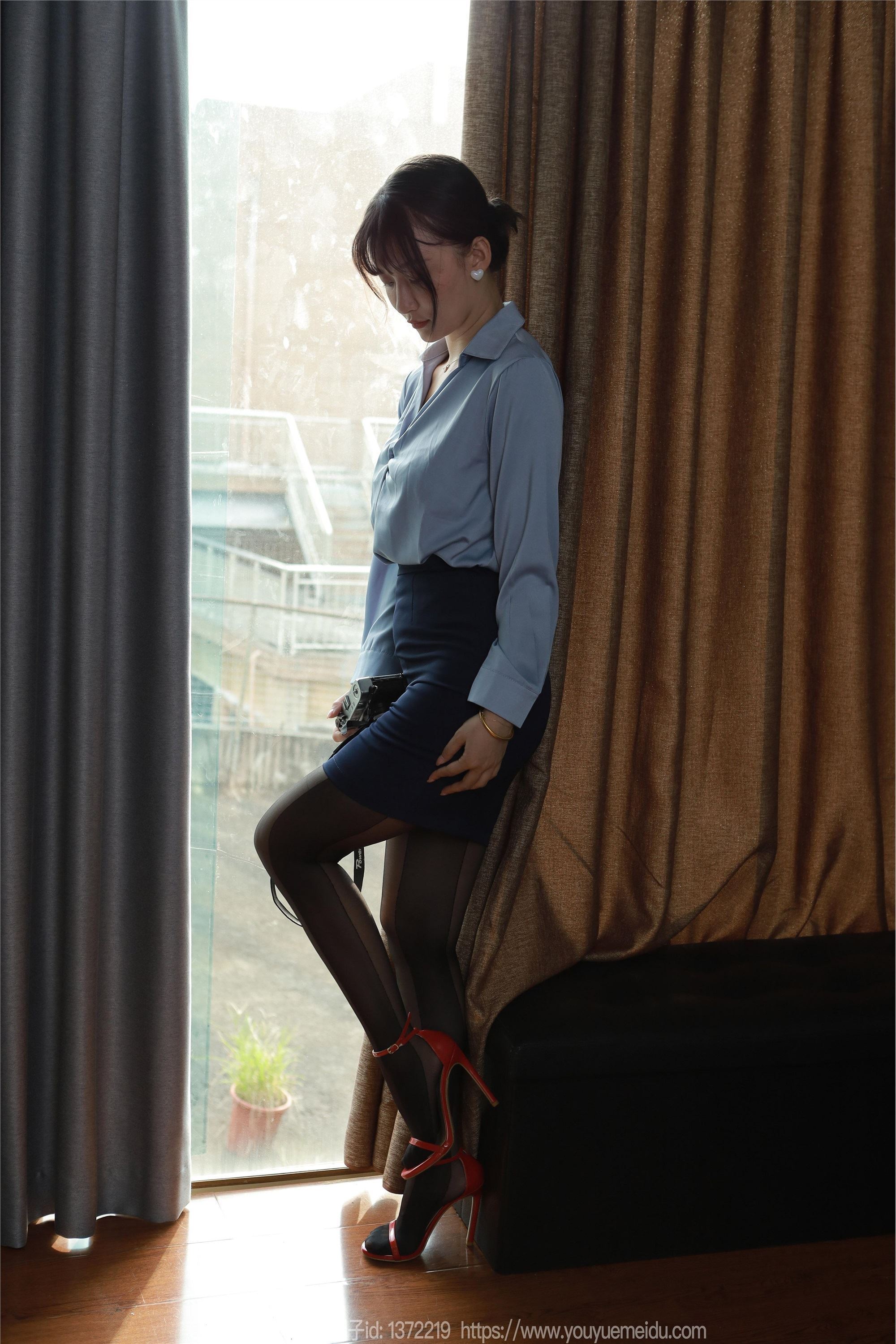 IESS异思趣向  2024.08.20 丝享家 1825 秋秋《美女记者》